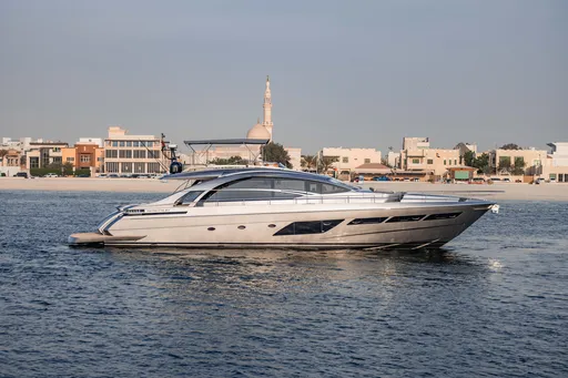 PERSHING 8X