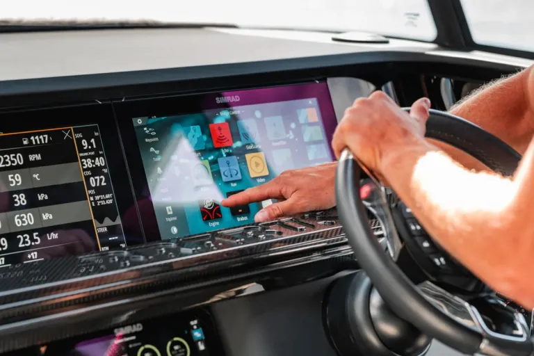 Axopar Brabus 1200 Cross Cabin