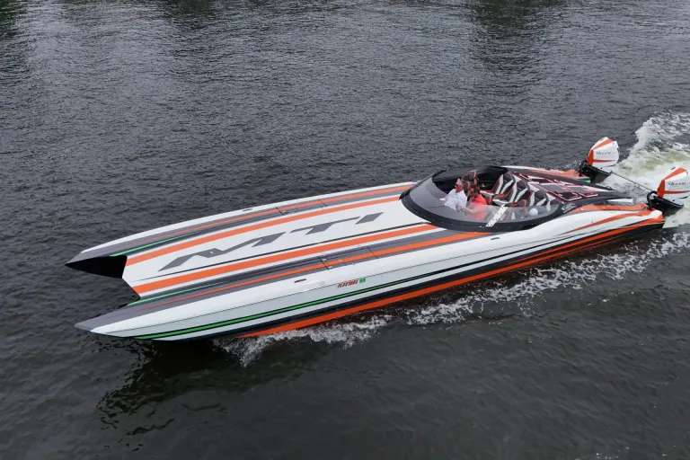 MTI 440X Catamaran