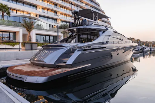 PERSHING 8X