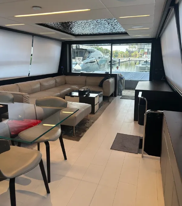 PERSHING 8X