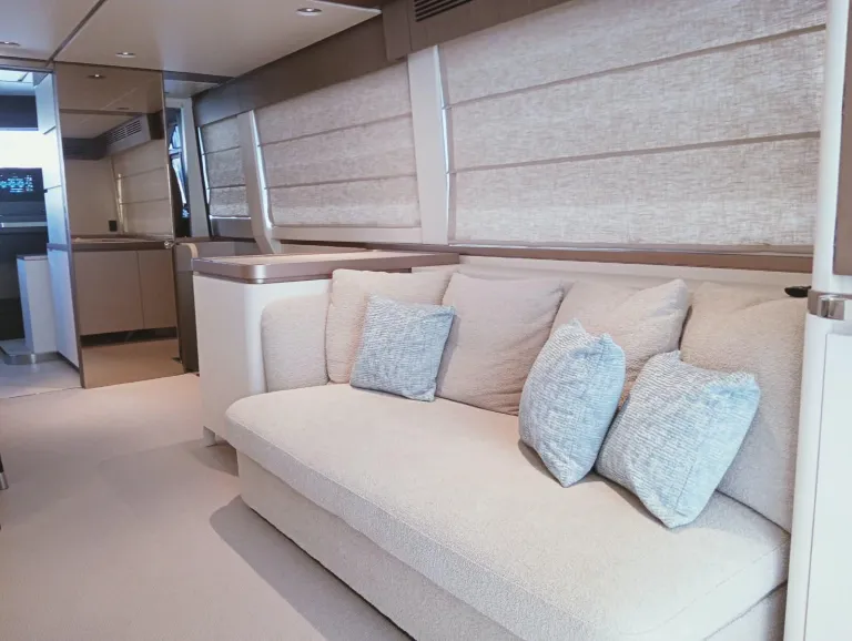 AZIMUT MAGELLANO 66