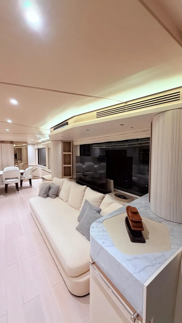 AZIMUT MAGELLANO 25