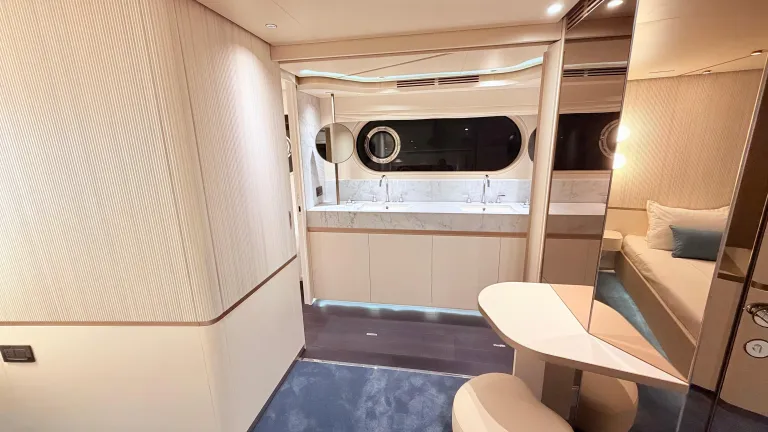 AZIMUT MAGELLANO 25