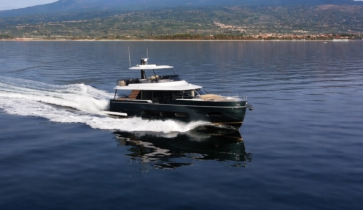 AZIMUT MAGELLANO 60 – BRAND NEW